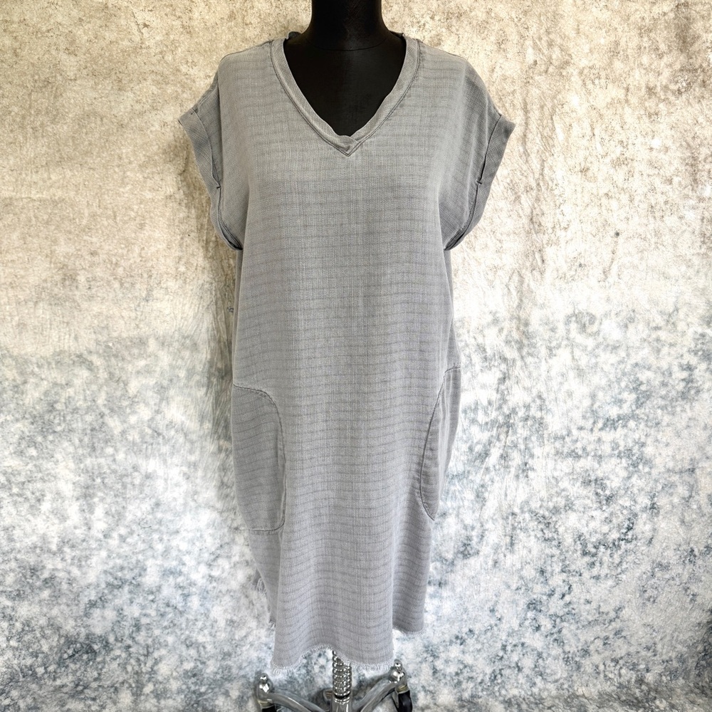 Velvet Heart Grey Frayed Tunic Dress - Medium